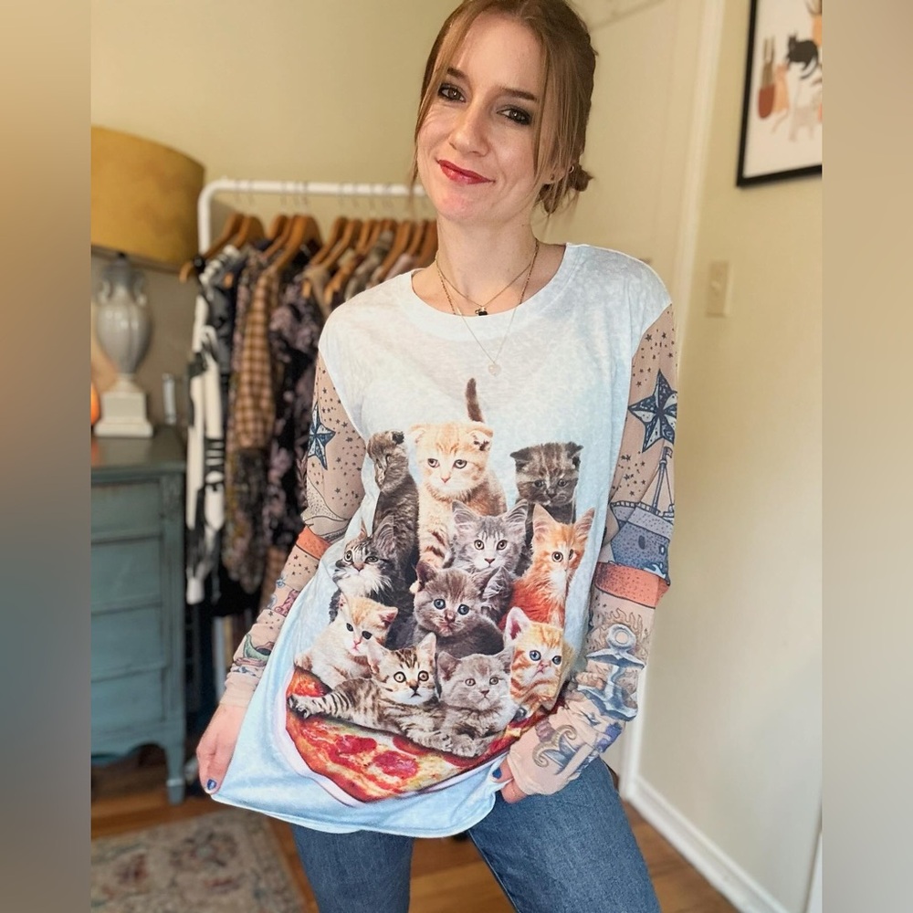 NWOT Faux Real Pizza Kittens Pool Top w Tattoo Arm Sleeves